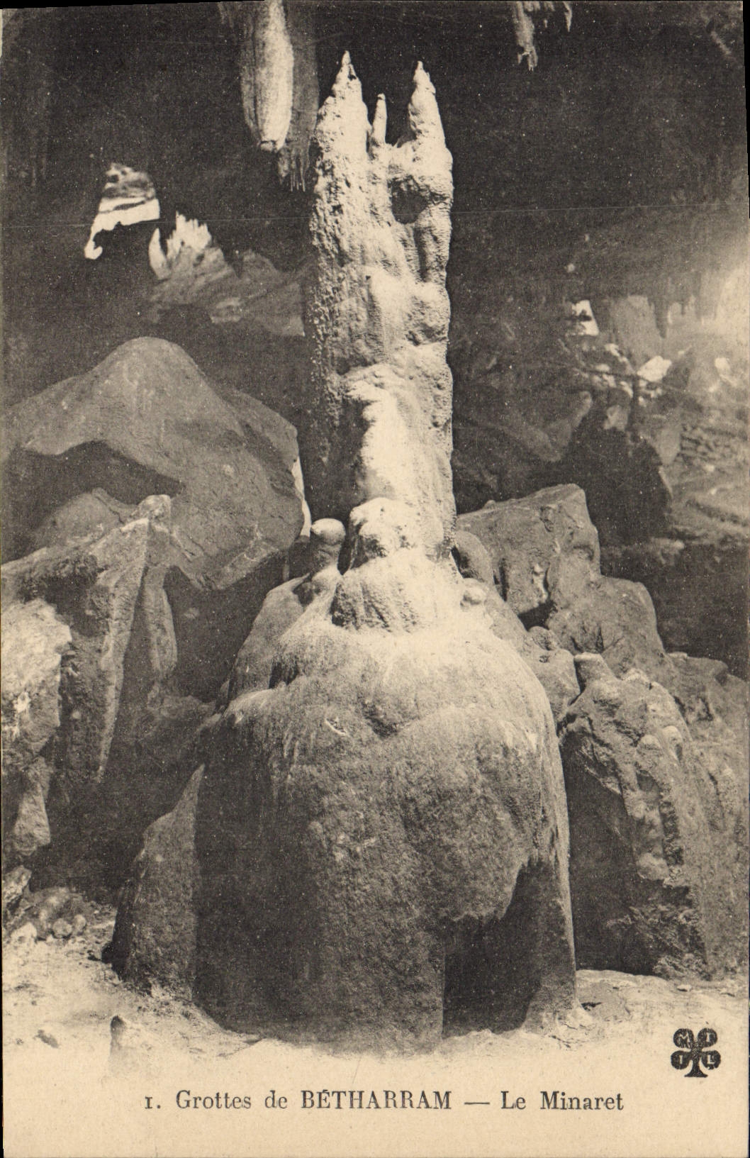 CPA Grottes de Betharram le Minaret 