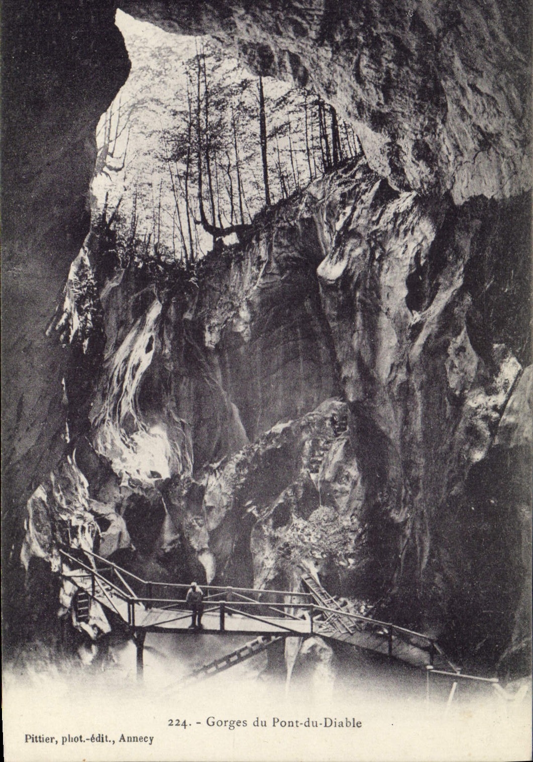 CPA Gorges du Pont du Diable 