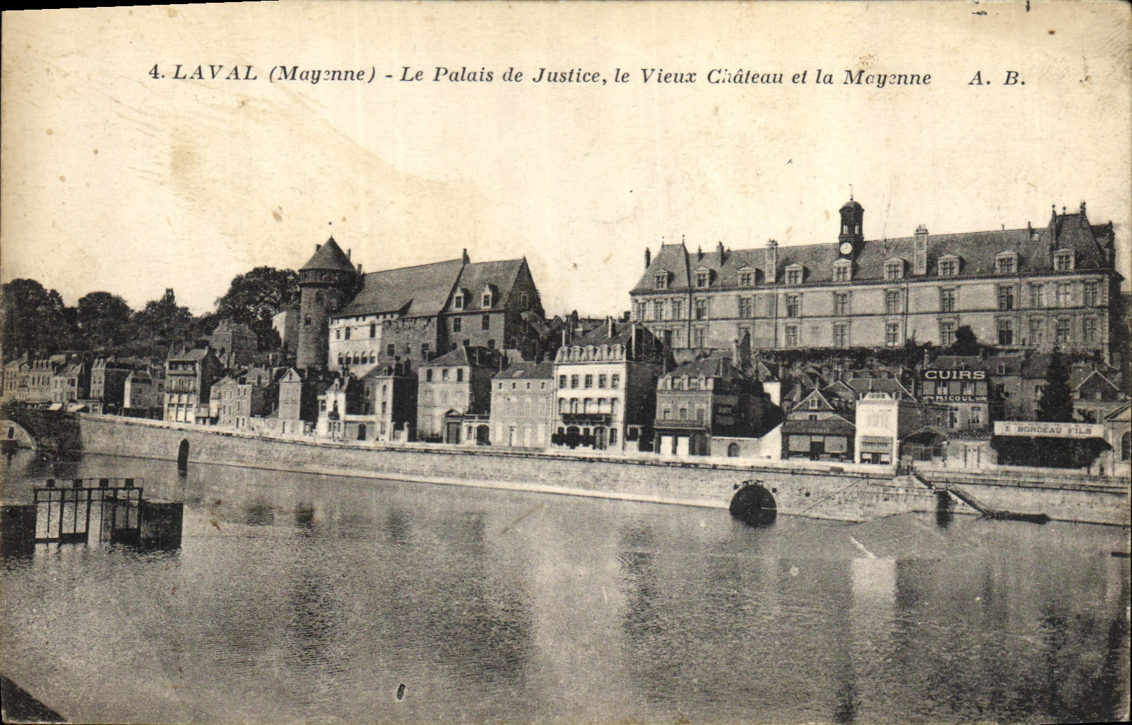 CPA Laval Le palais de Justice 