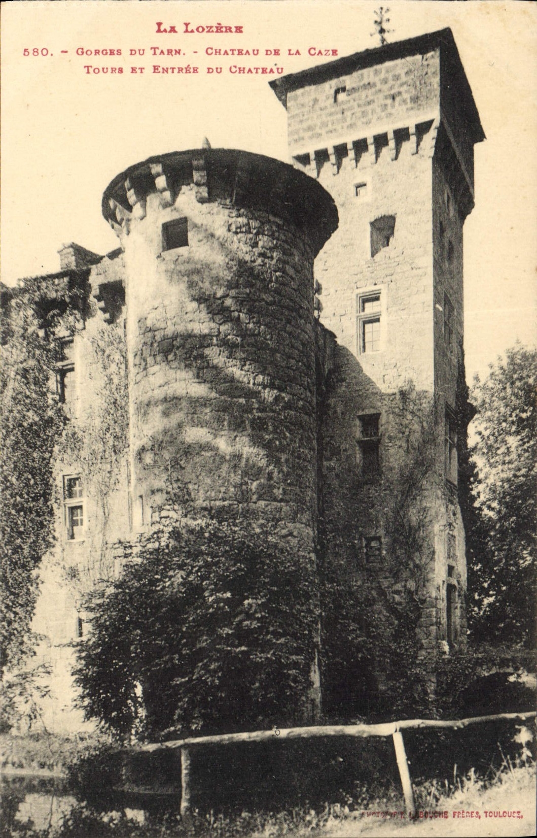 CPA Chateau de la Caze Gorges du Tarn Tours et entree du chateau