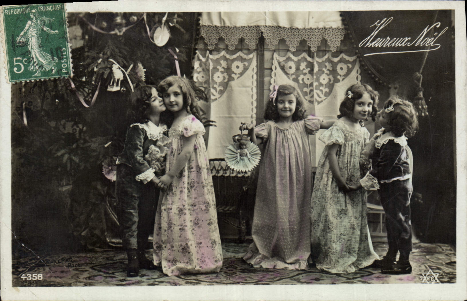 CPA Fantaisie Enfant Poupee Enfants