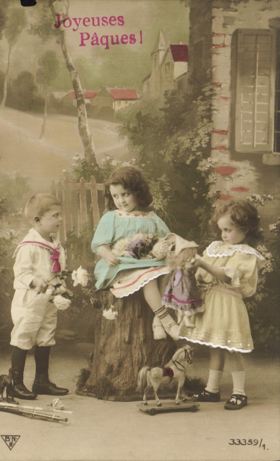 CPA Fantaisie Enfant Poupee Enfants Paques