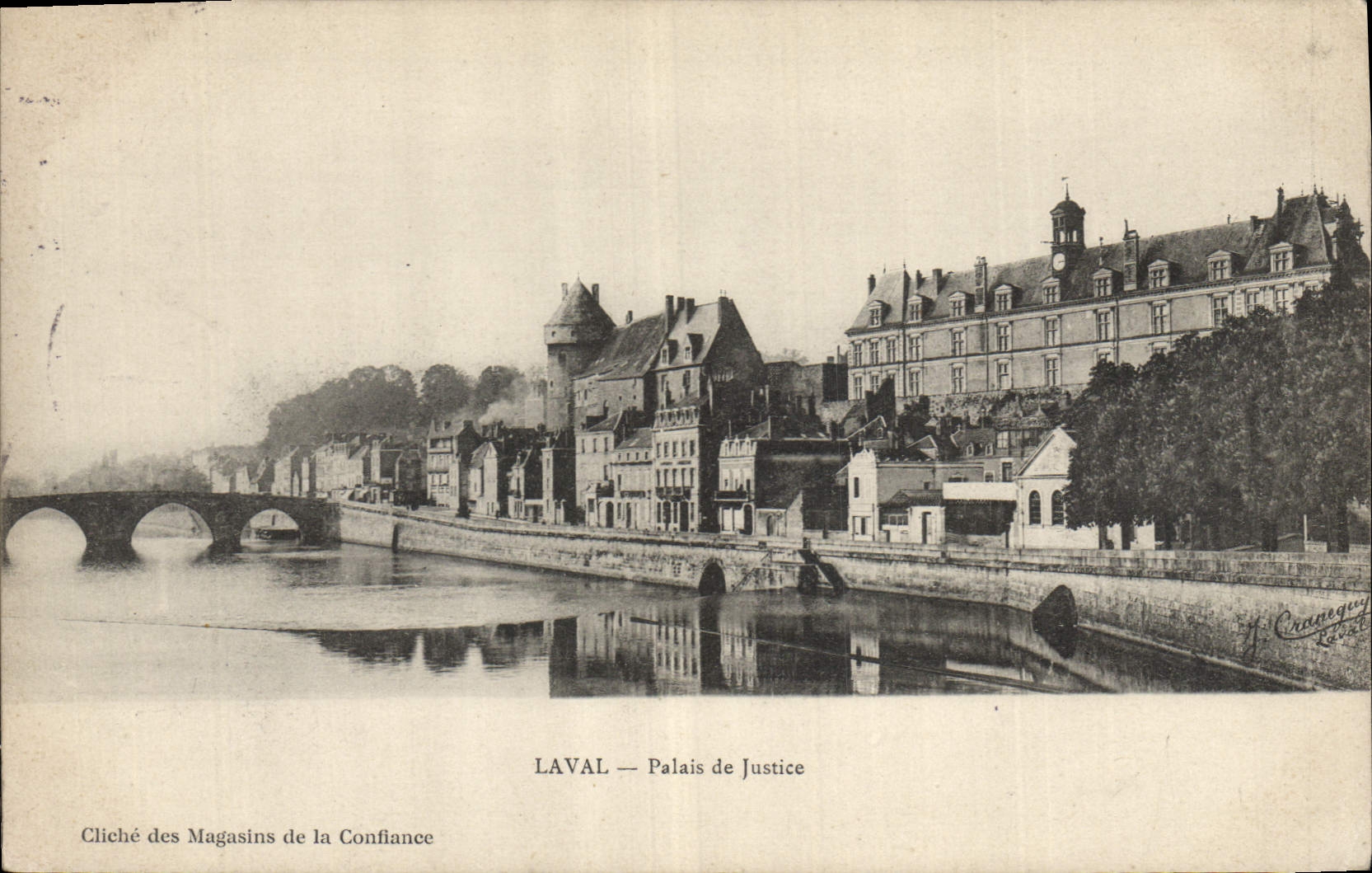 CPA Palais de justice Laval