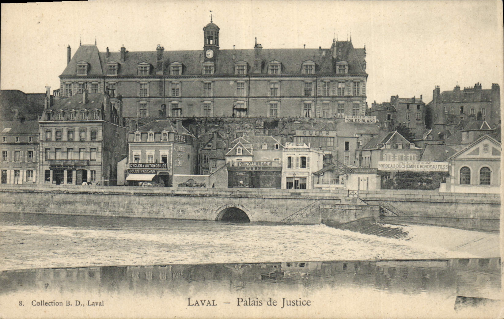 CPA Palais de justice Laval