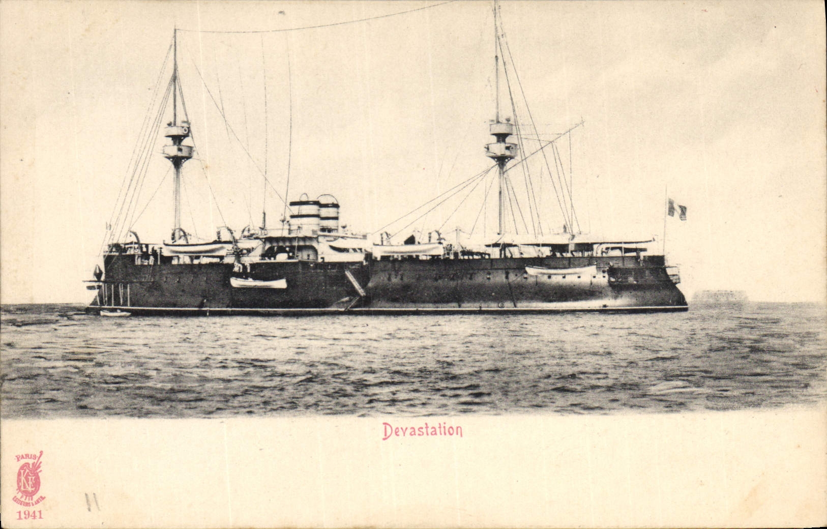 CPA Bateau de guerre Devastation