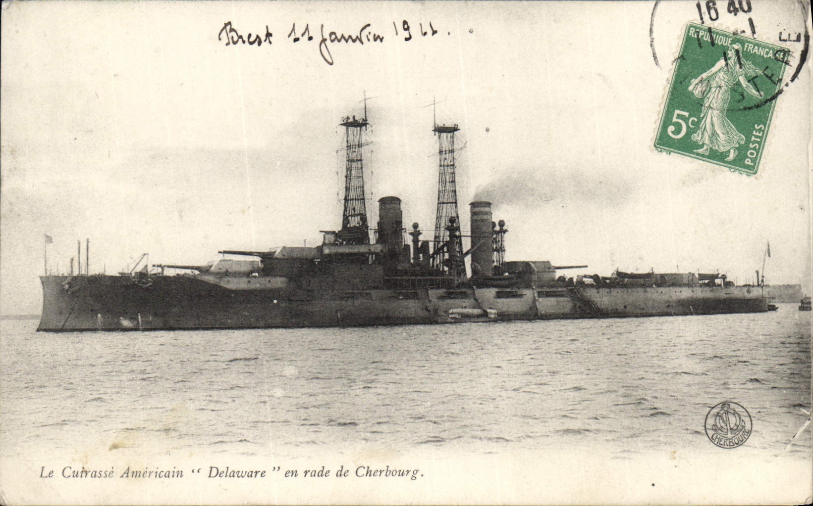 CPA Bateau de guerre Le Cuirasse americain Delaware en rade de Cherbourg