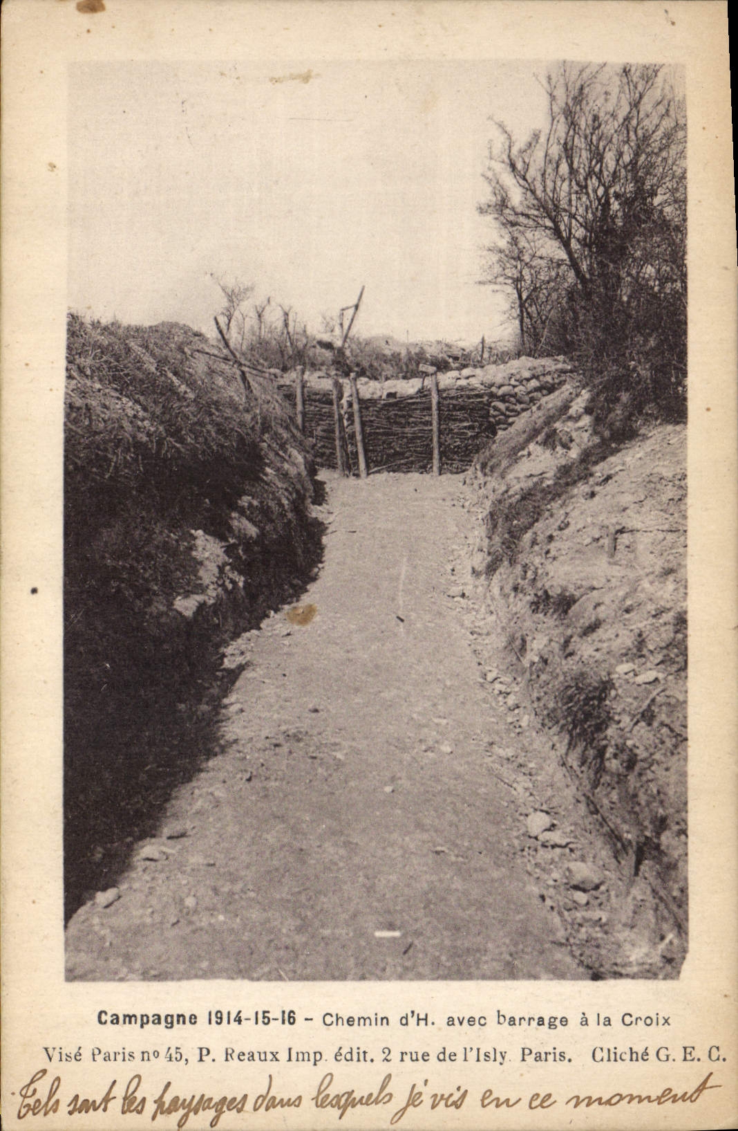 CPA Militaria Chemin d'H avec barrage a la Croix