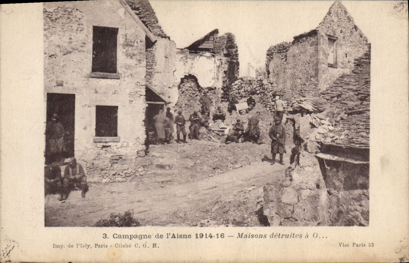 CPA Militaria Maisons detruites a O