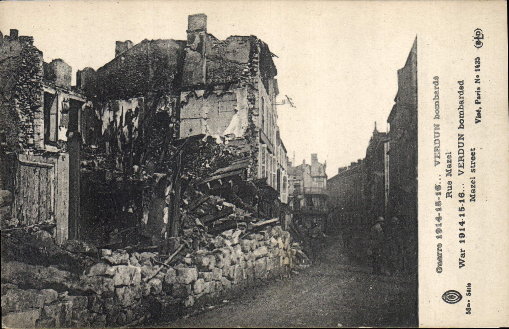 CPA Militaria Verdun bombarde Rue Mazel