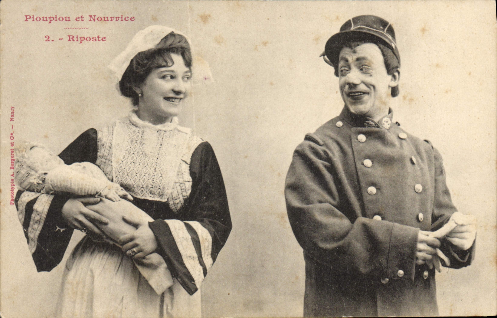 CPA Fantaisie Femme Pioupiou et nourrice Militaria Riposte Poupee