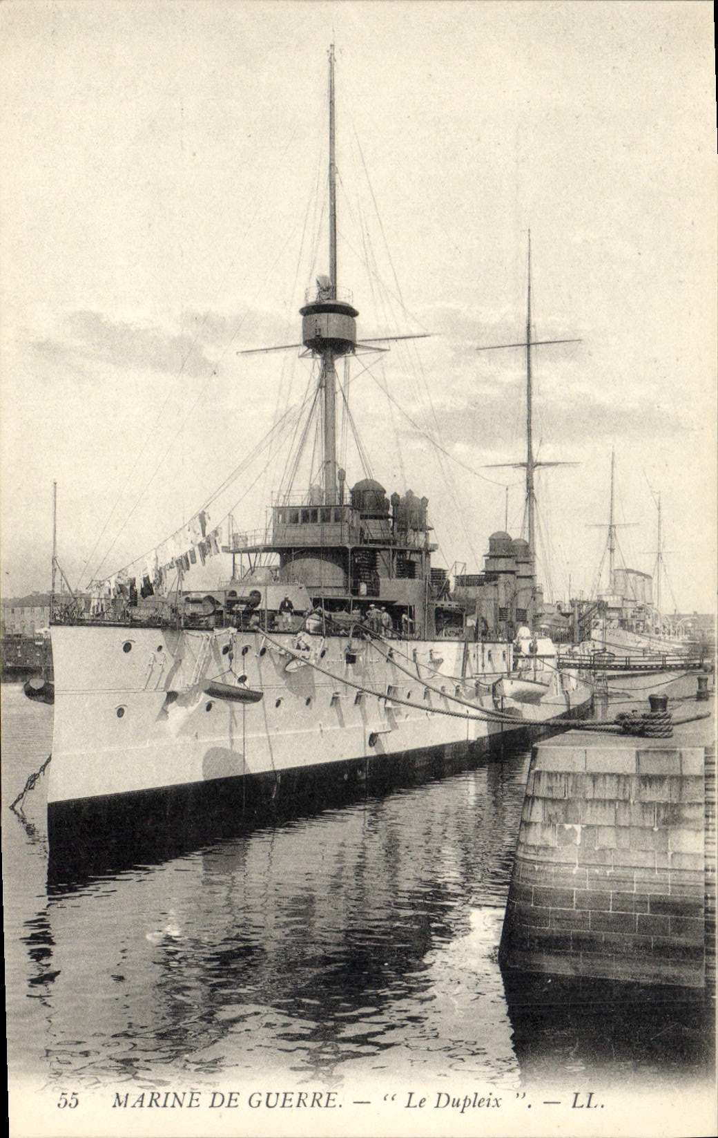 CPA Bateau de Guerre Le Dupleix