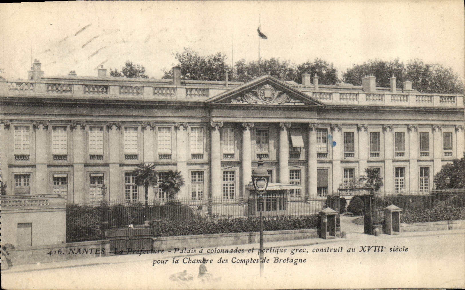 CPA Prefecture Nantes Palais a colonnades et portique grec
