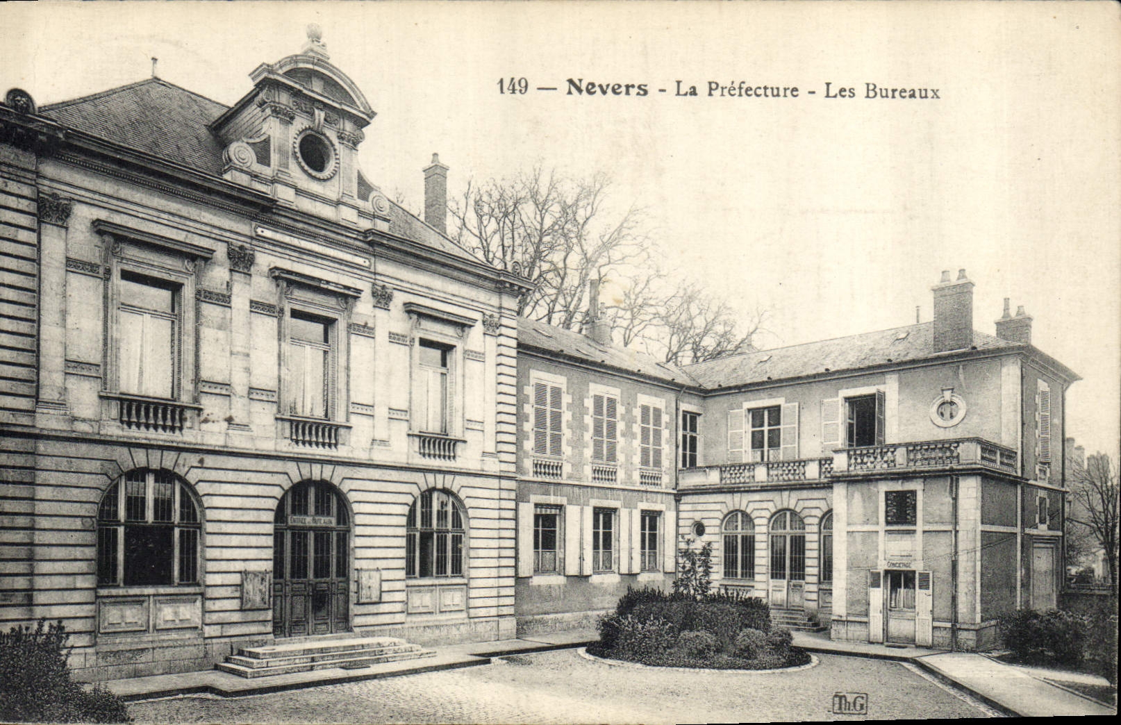 CPA Prefecture Nevers Les bureaux