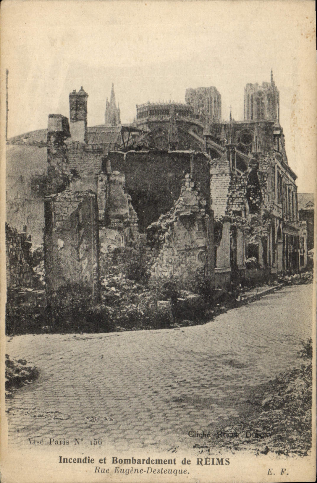 CPA Militaria Incendie et bombardement de Reims Rue Eugene Desteuque