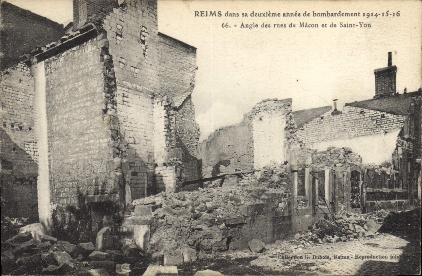 CPA Militaria Reims Angle des rues de Macon et de Saint Yon