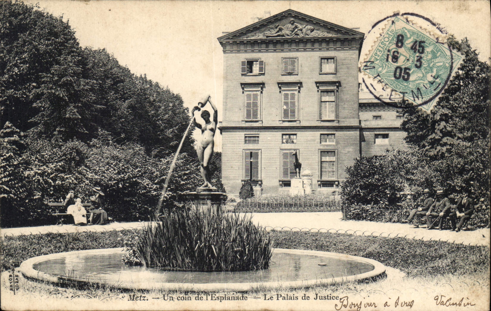 CPA Palais de justice Metz Un coin de l'esplanade 