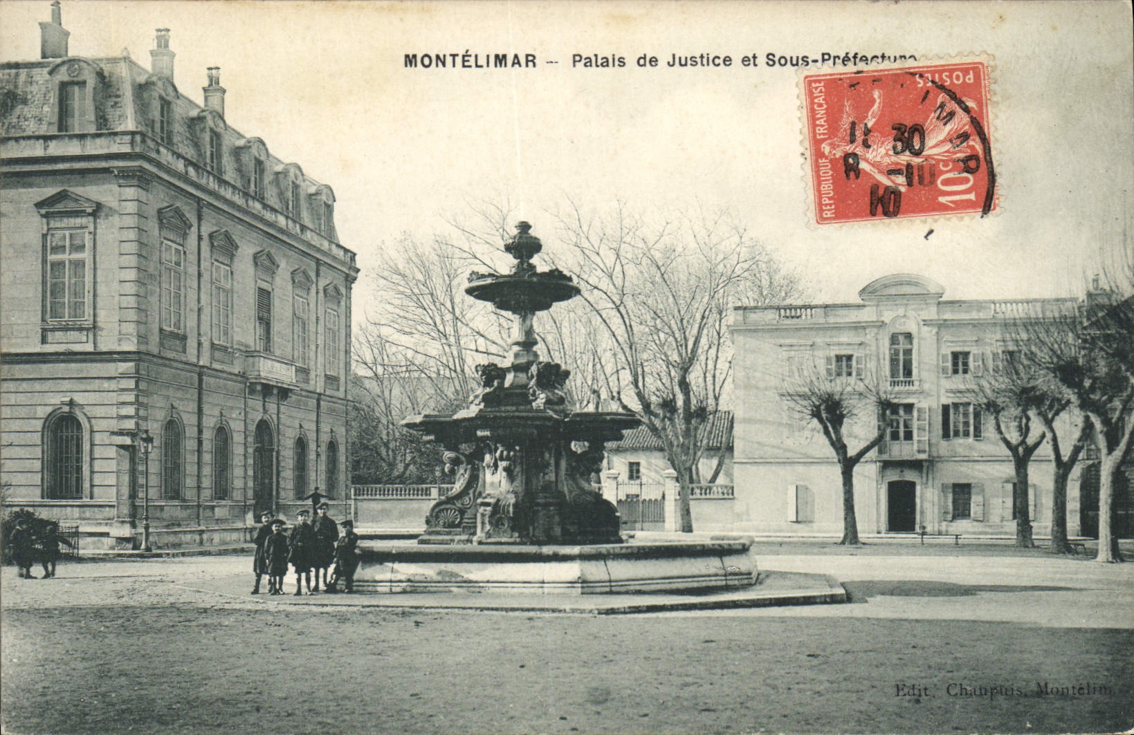 CPA Palais de justice et Sous Prefecture Montelimar