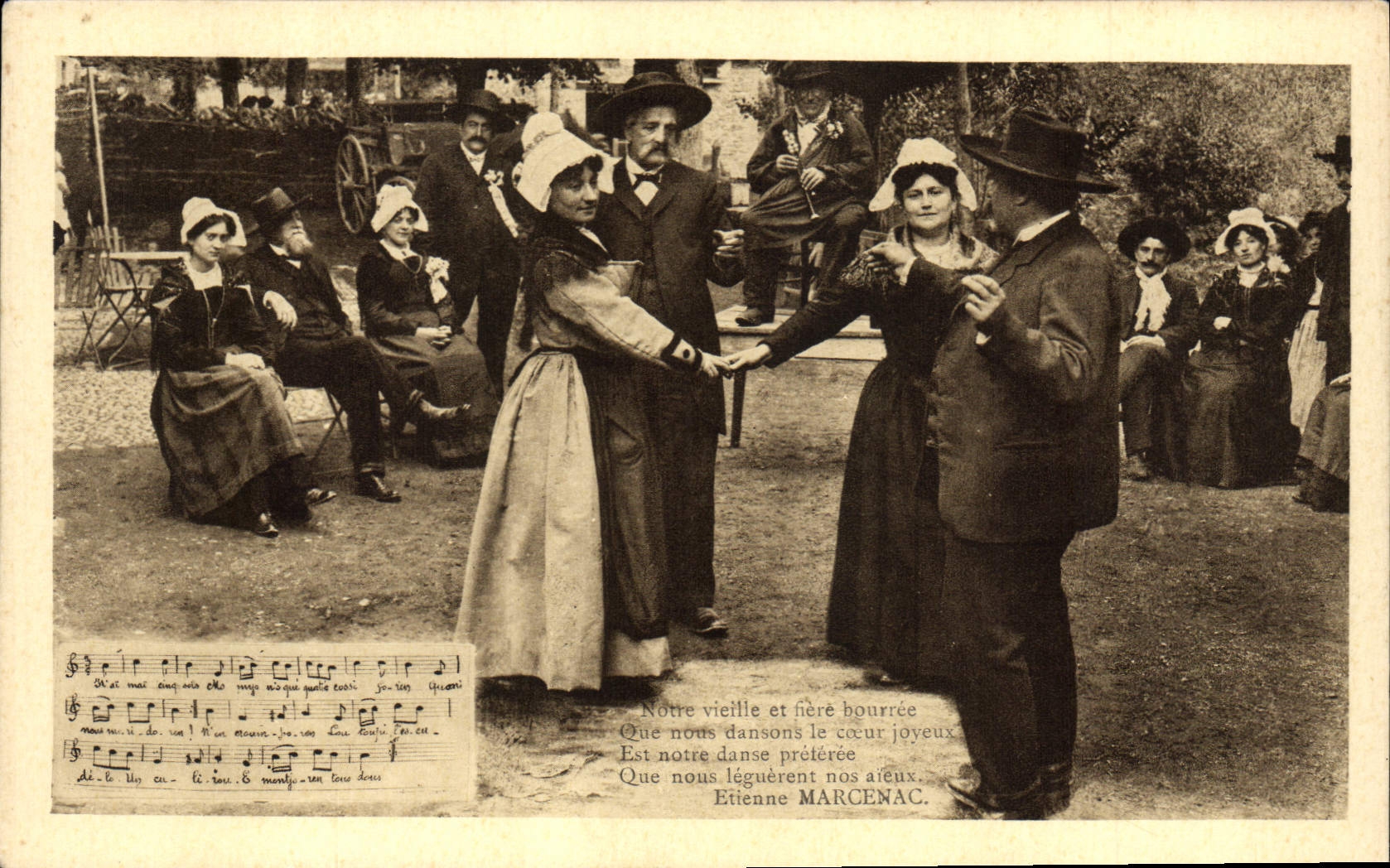 CPA Folklore Auvergne La bourree Le croisement