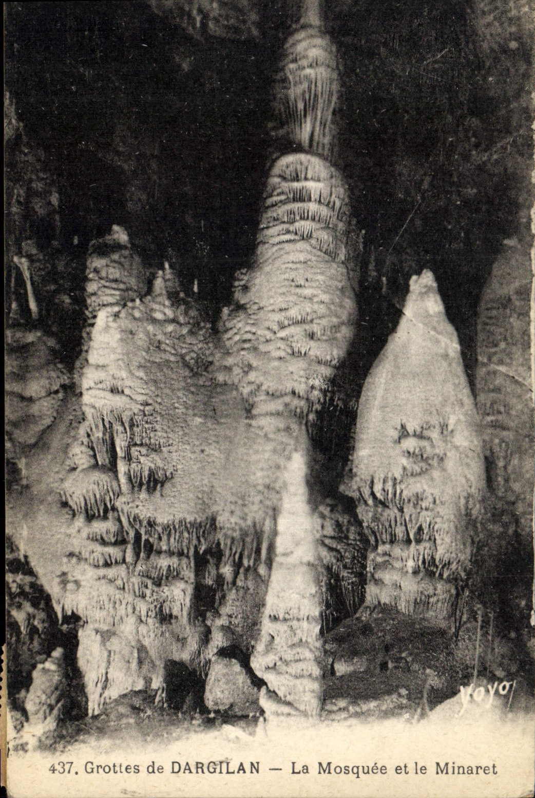 CPA Grotte Grottes de Dargilan La mosquee et le minaret
