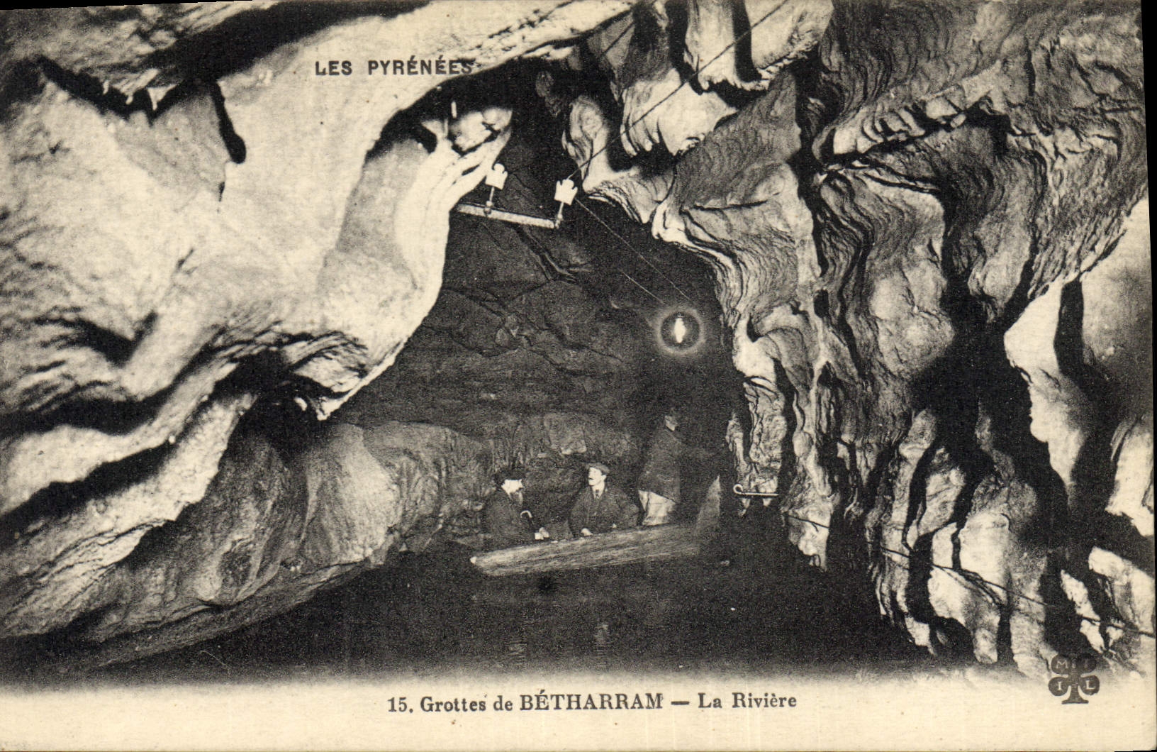CPA Grotte Grottes de Betharram La riviere