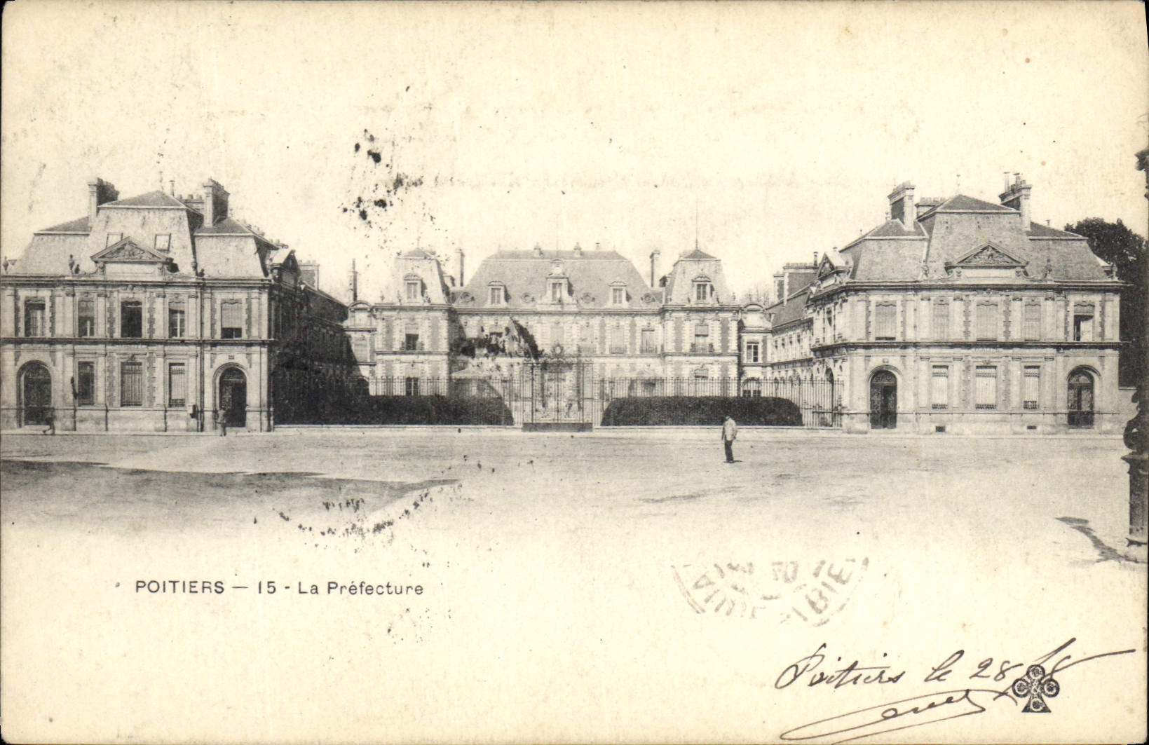 CPA Prefecture Poitiers