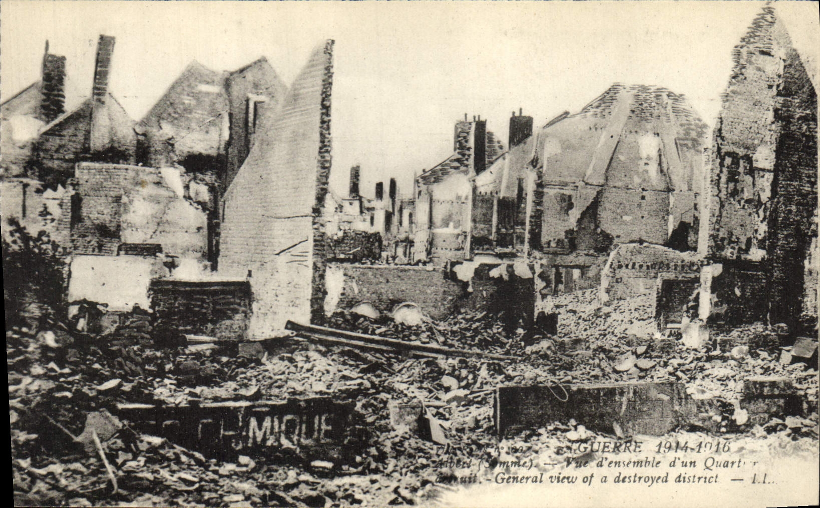 CPA Militaria Albert Vue d'ensemble d'un quartier