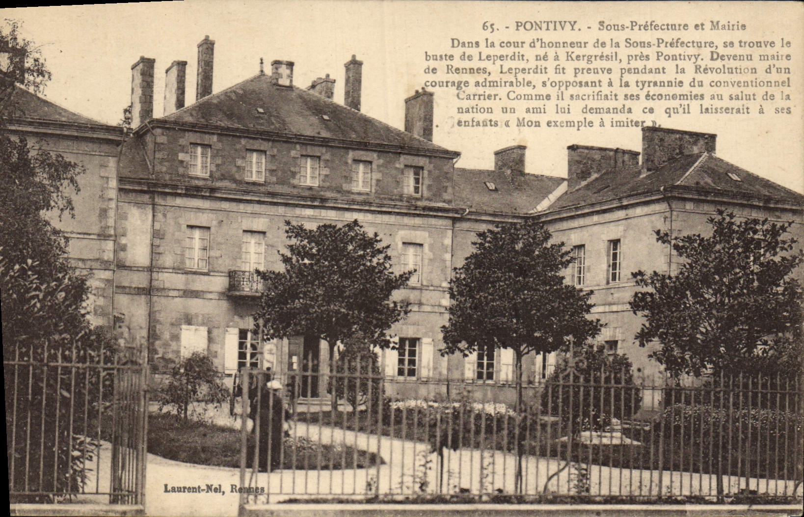 CPA Pontivy Sous Prefecture et Mairie