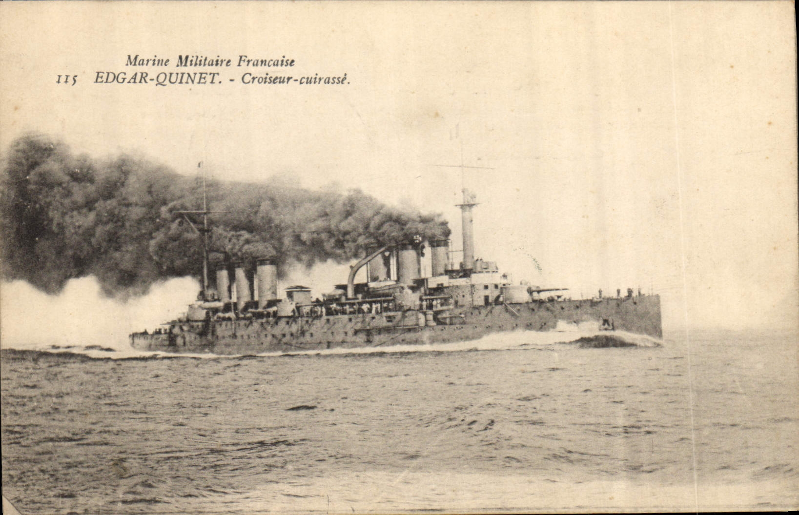 CPA Bateau de guerre Edgar Quinet Croiseur Cuirasse
