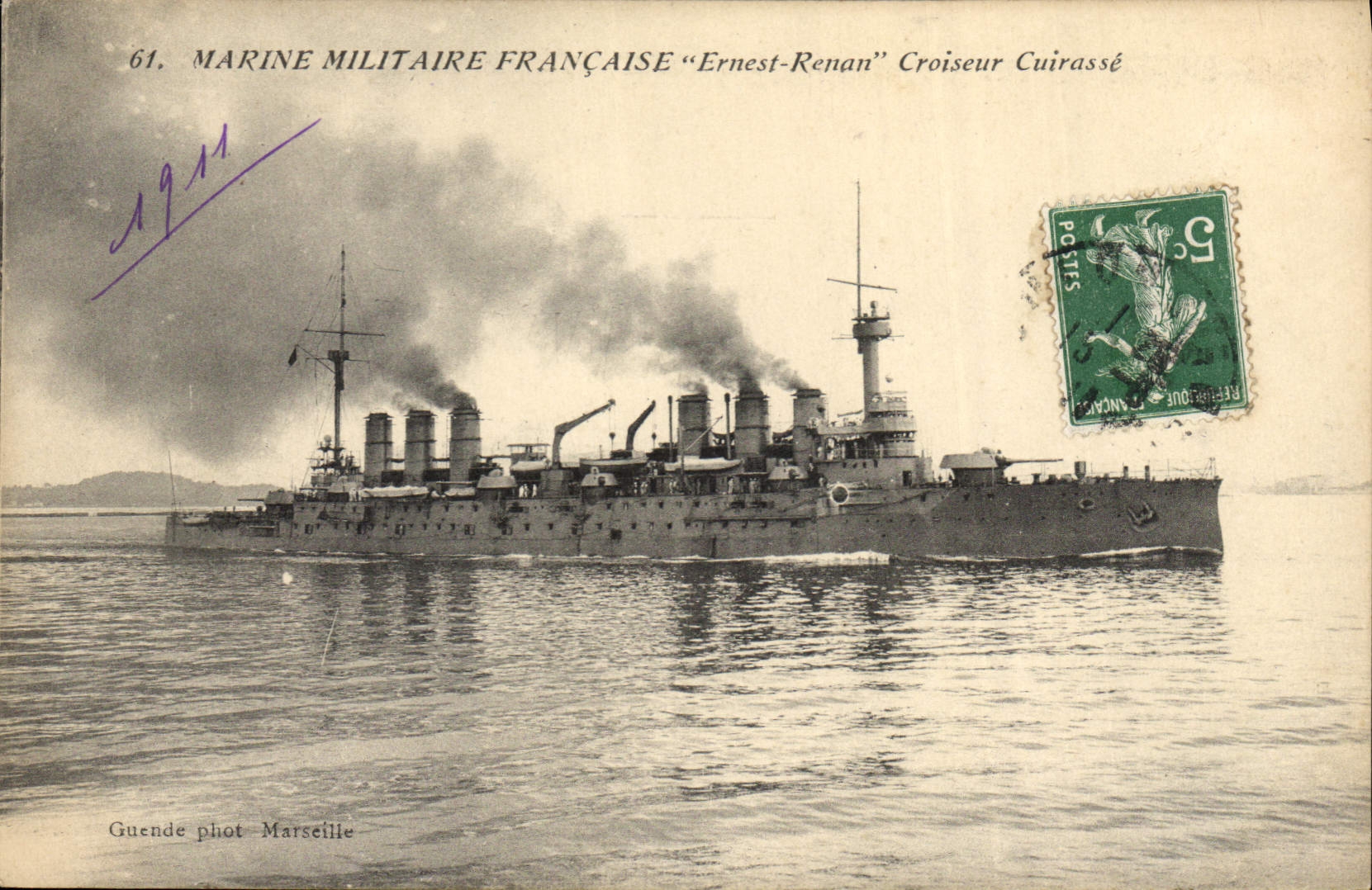 CPA Bateau de guerre Ernest Renan Croiseur Cuirasse
