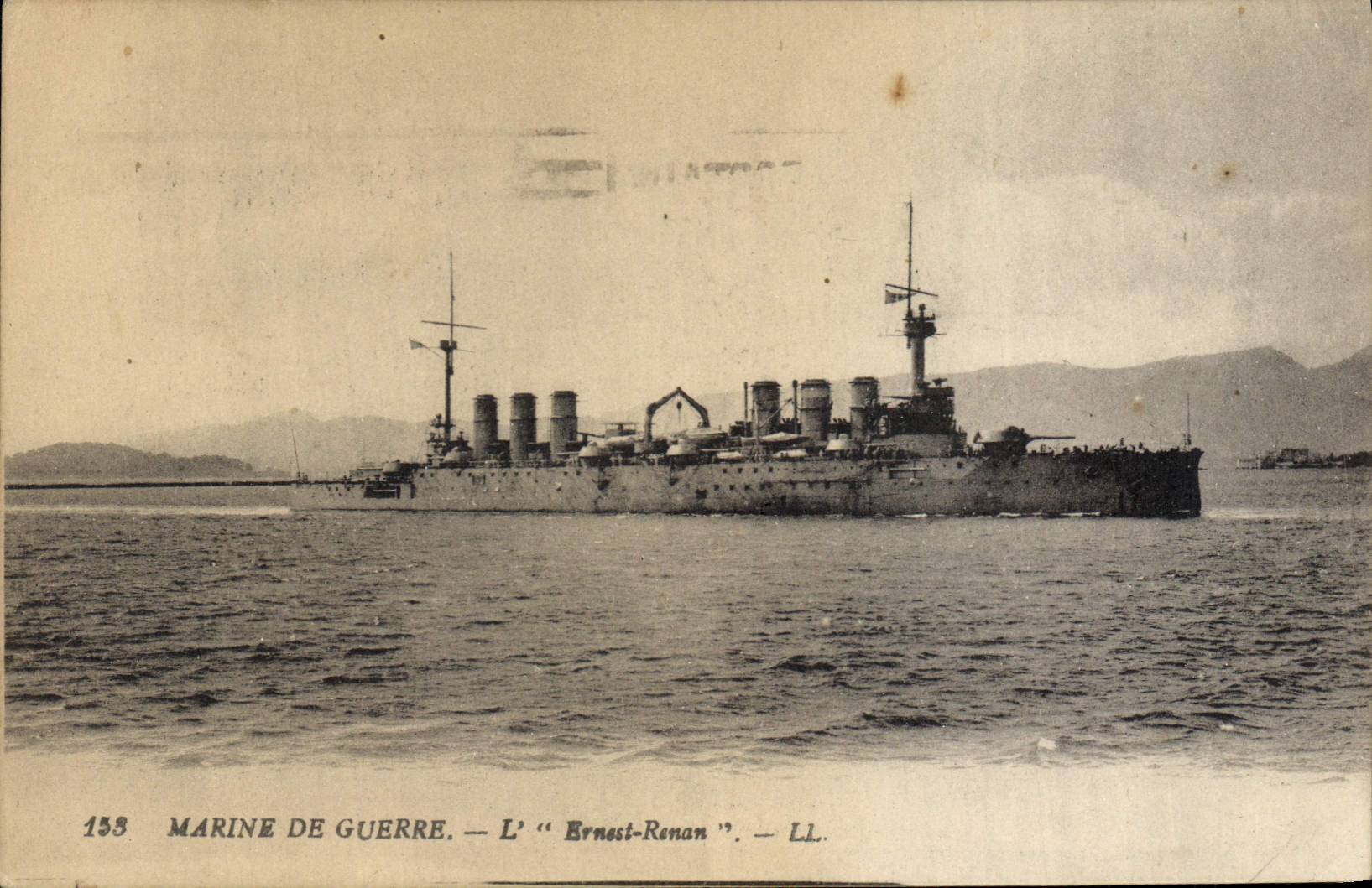 CPA Bateau de guerre L'Ernest Renan 