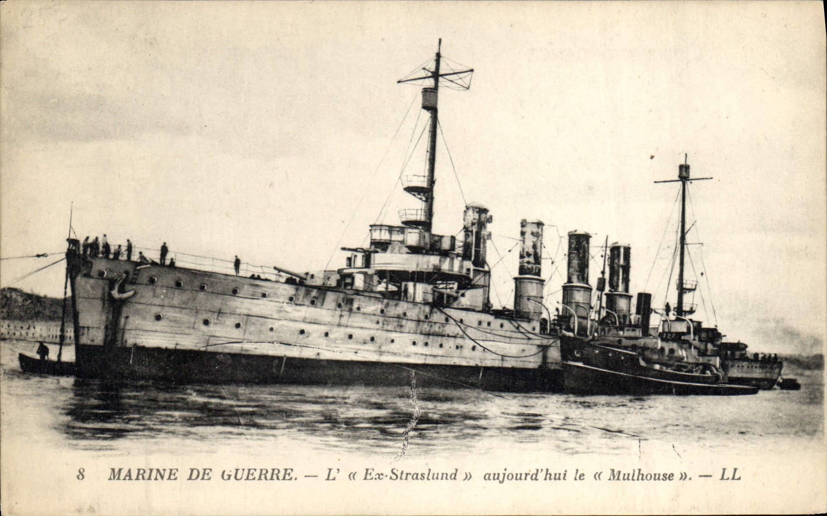 CPA Bateau de guerre L'Ex Straslund aujourd'hui Le Mulhouse