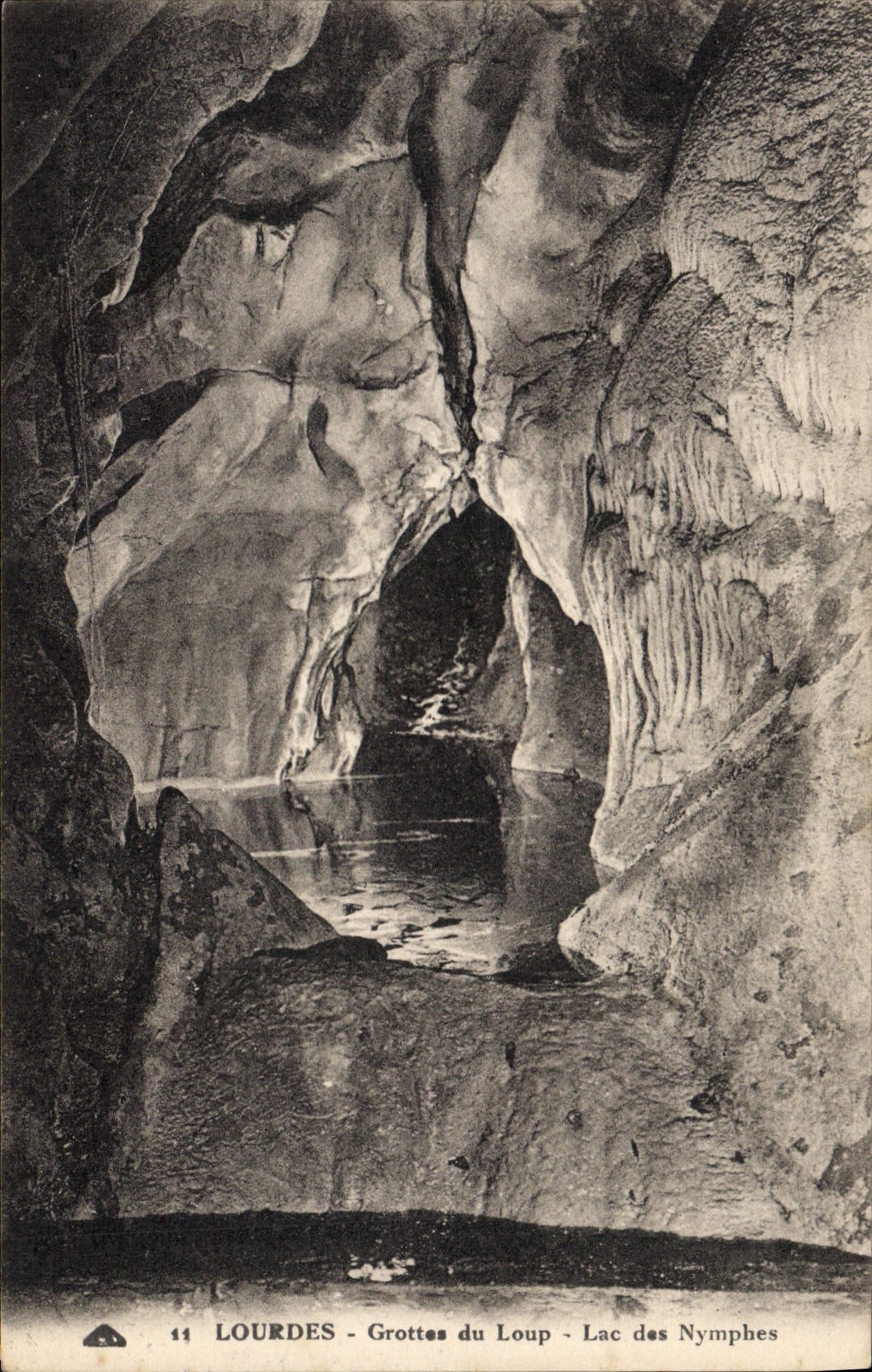 CPA Grotte Grottes du Loup Lac des Nymphes