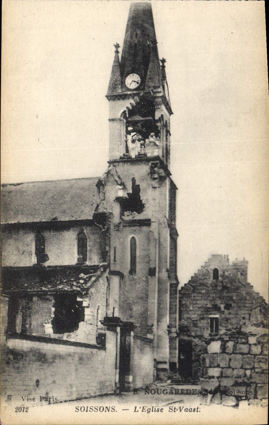 CPA Militaria Soissons L'eglise St Vaast