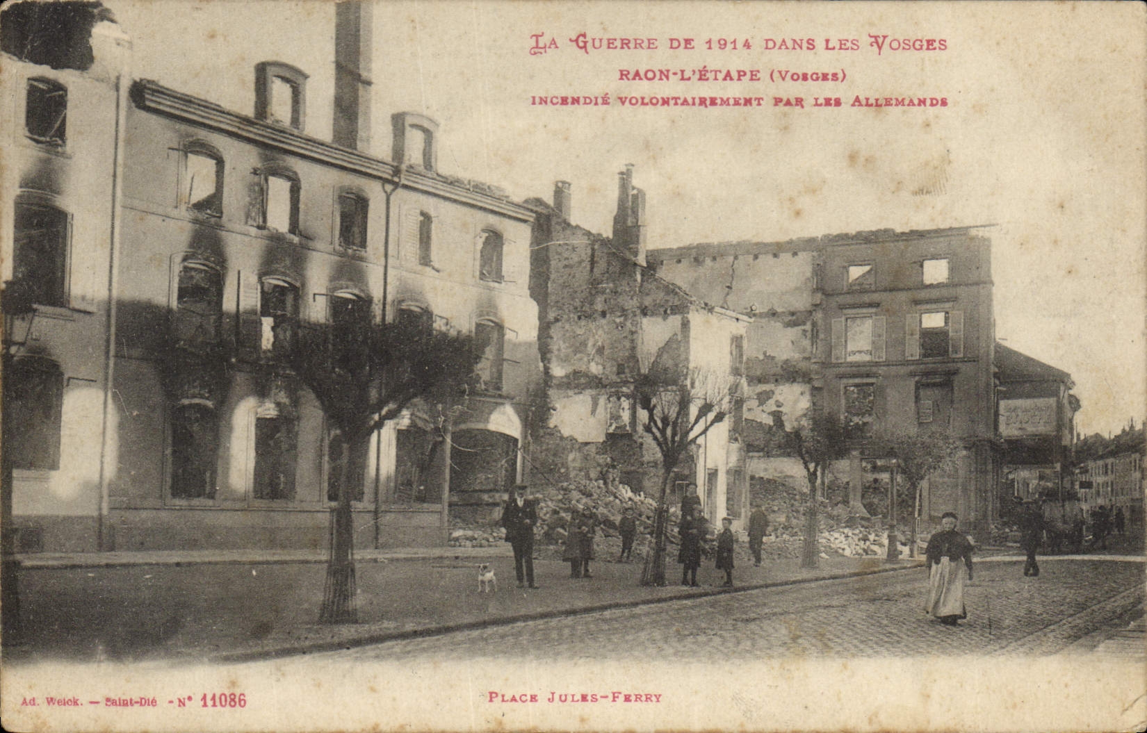CPA Militaria Raon l'Etape Incendie volontairement par les Allemands