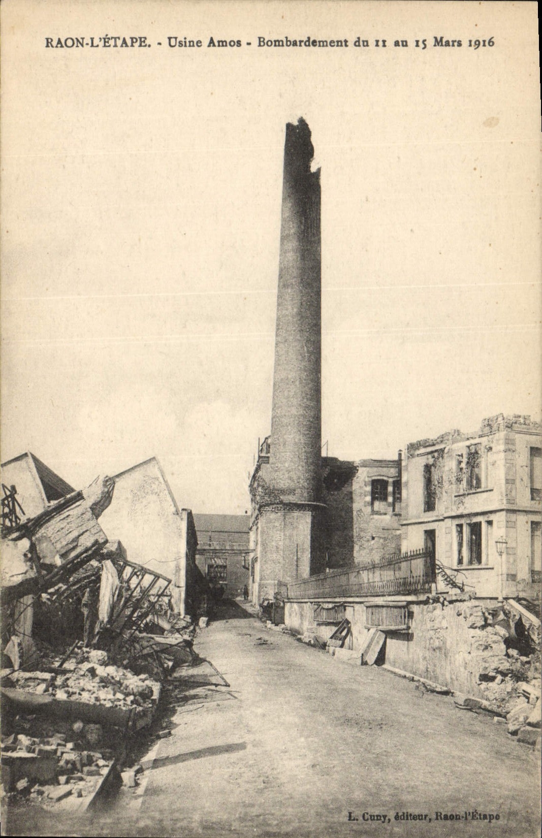 CPA Militaria Raon l'Etape Usine Amos Bombardement 