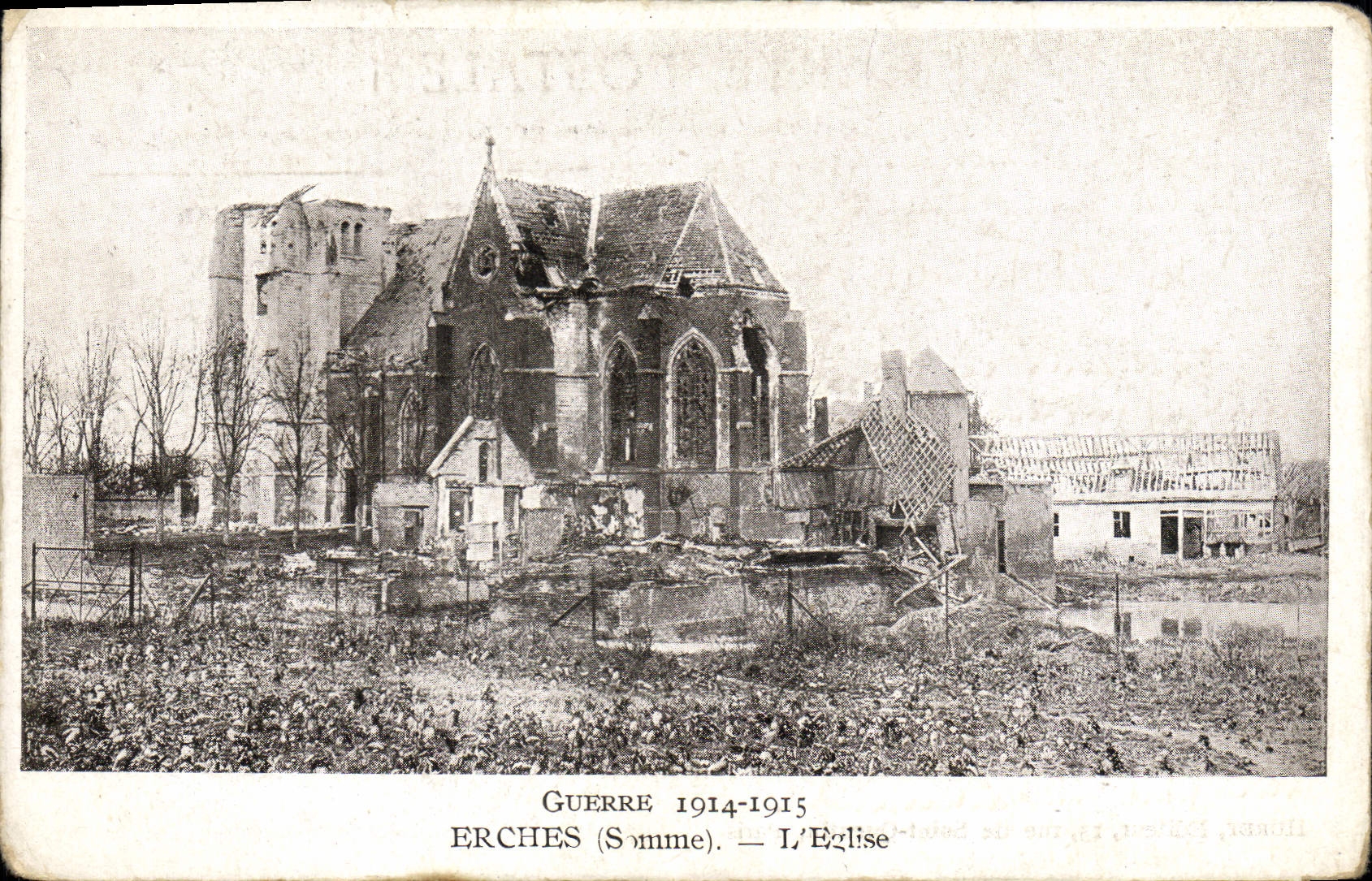 CPA Militaria Erches L'eglise