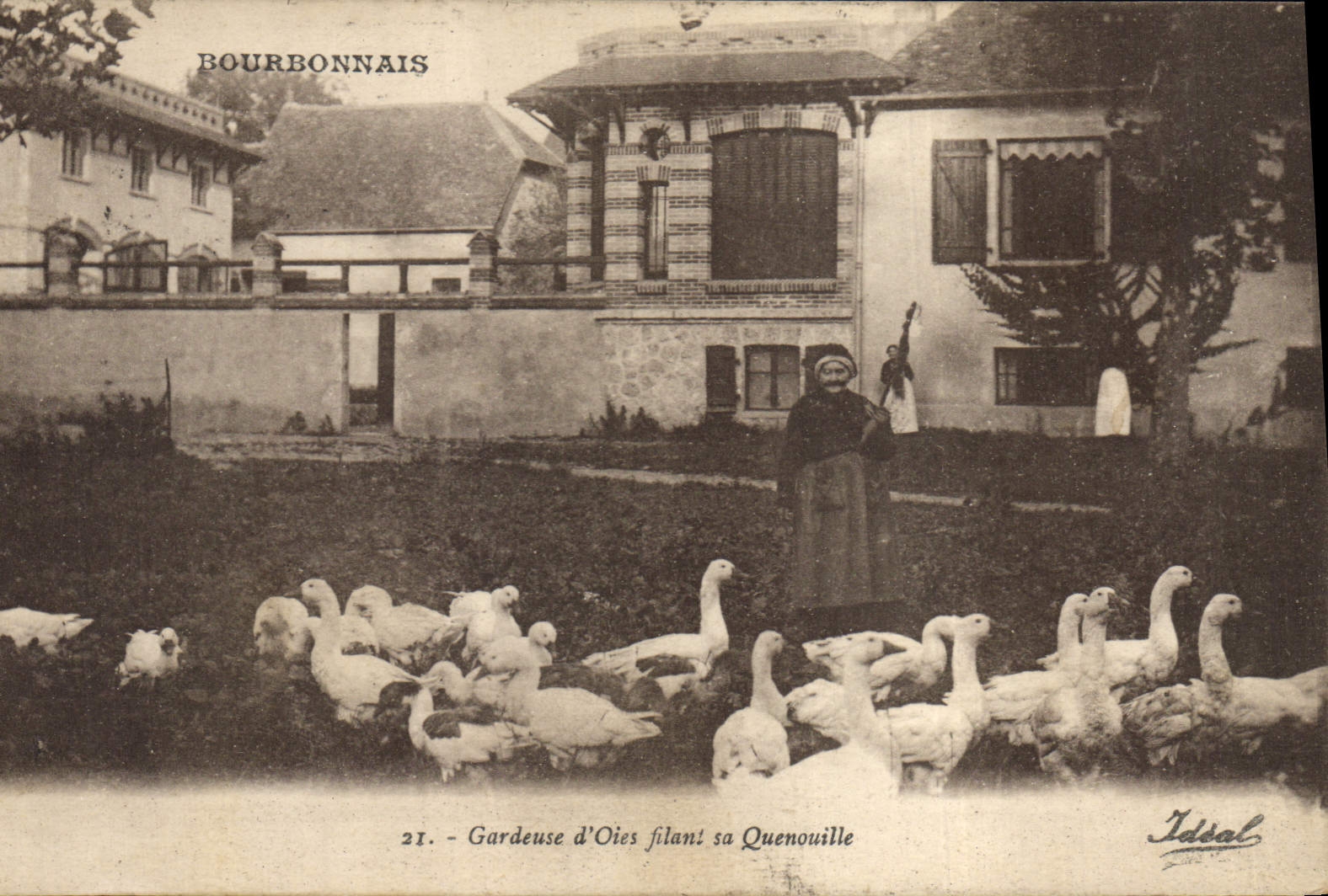 CPA Folklore Gardeuse d'oies filant sa Quenouille Bourbonnais