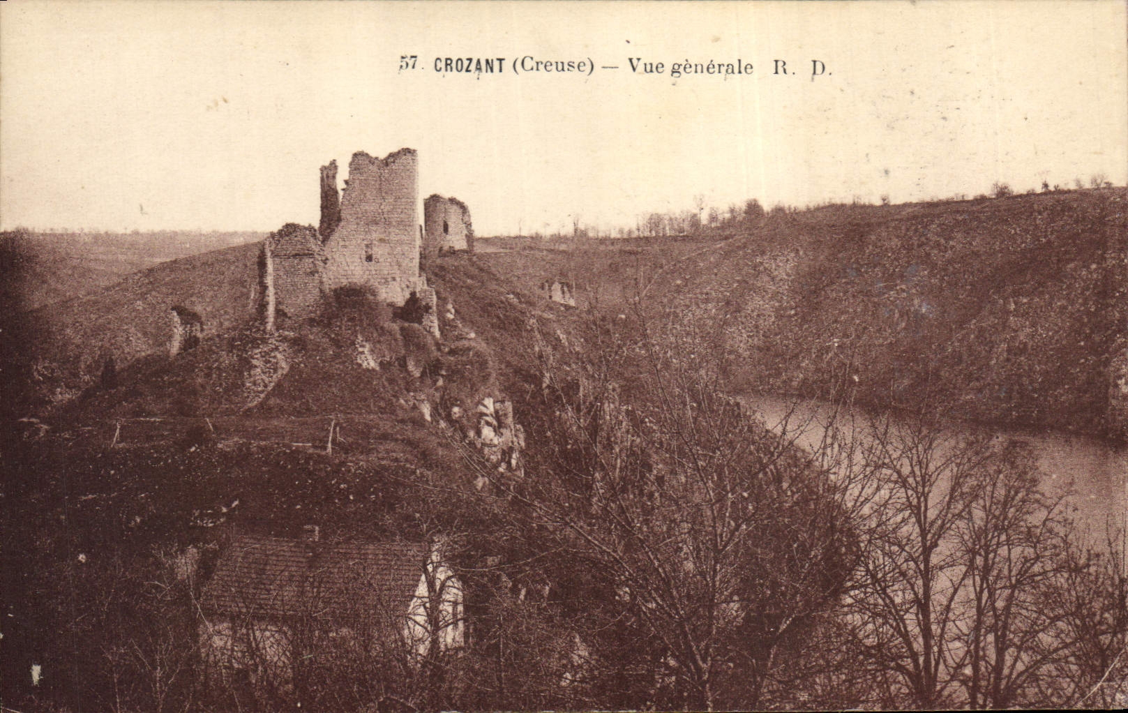 CPA Chateau Crozant Vue generale 