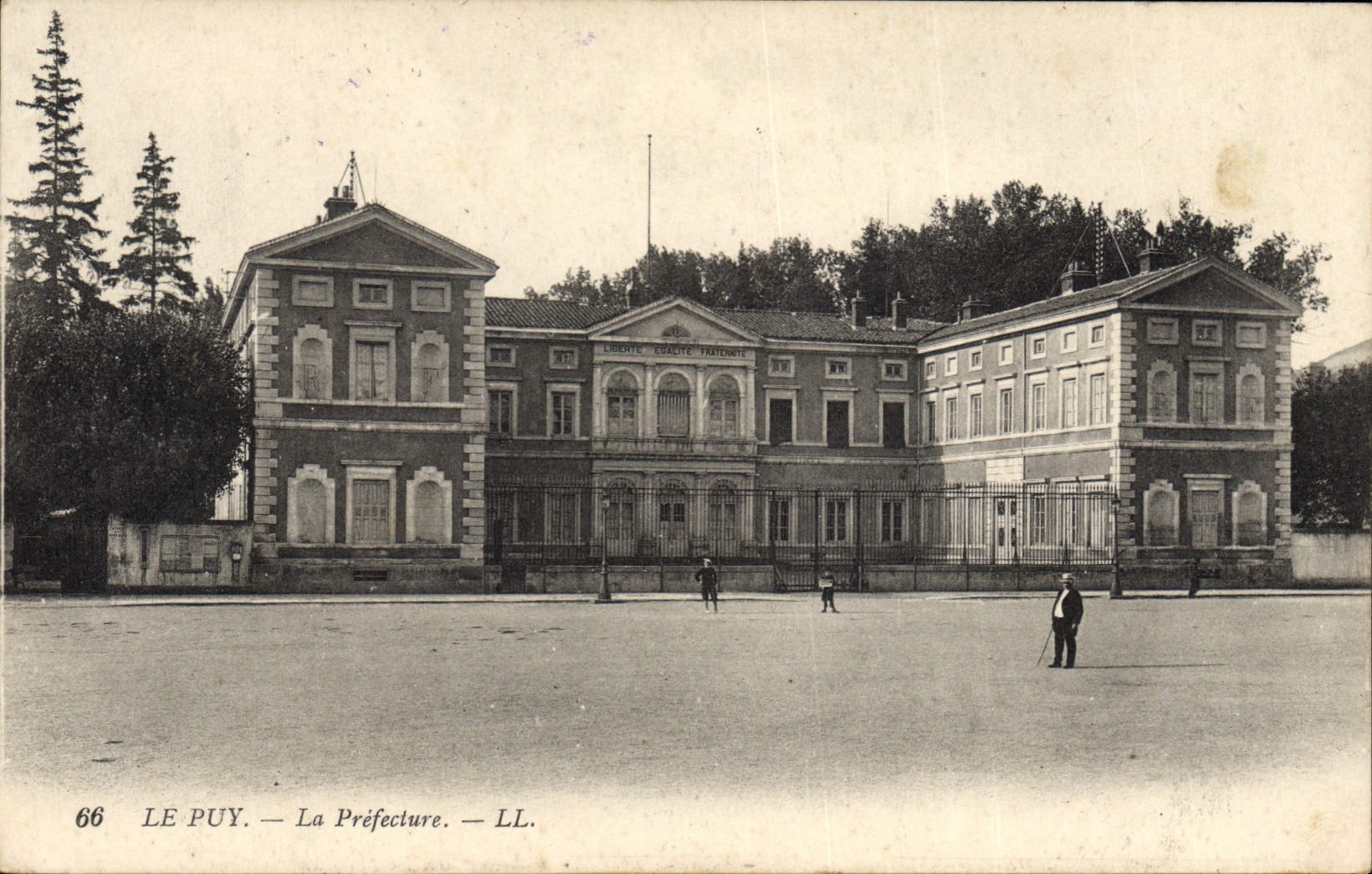CPA Prefecture Le Puy