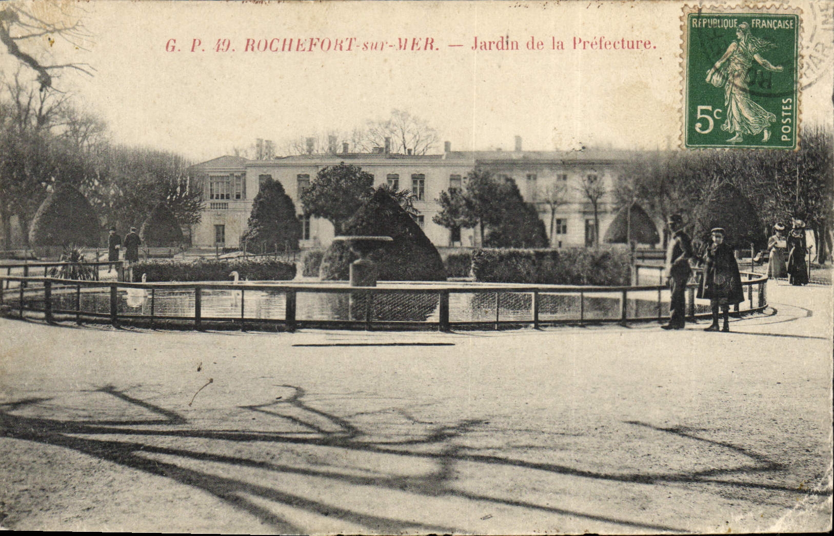 CPA Rochefort sur Mer Jardin de la Prefecture