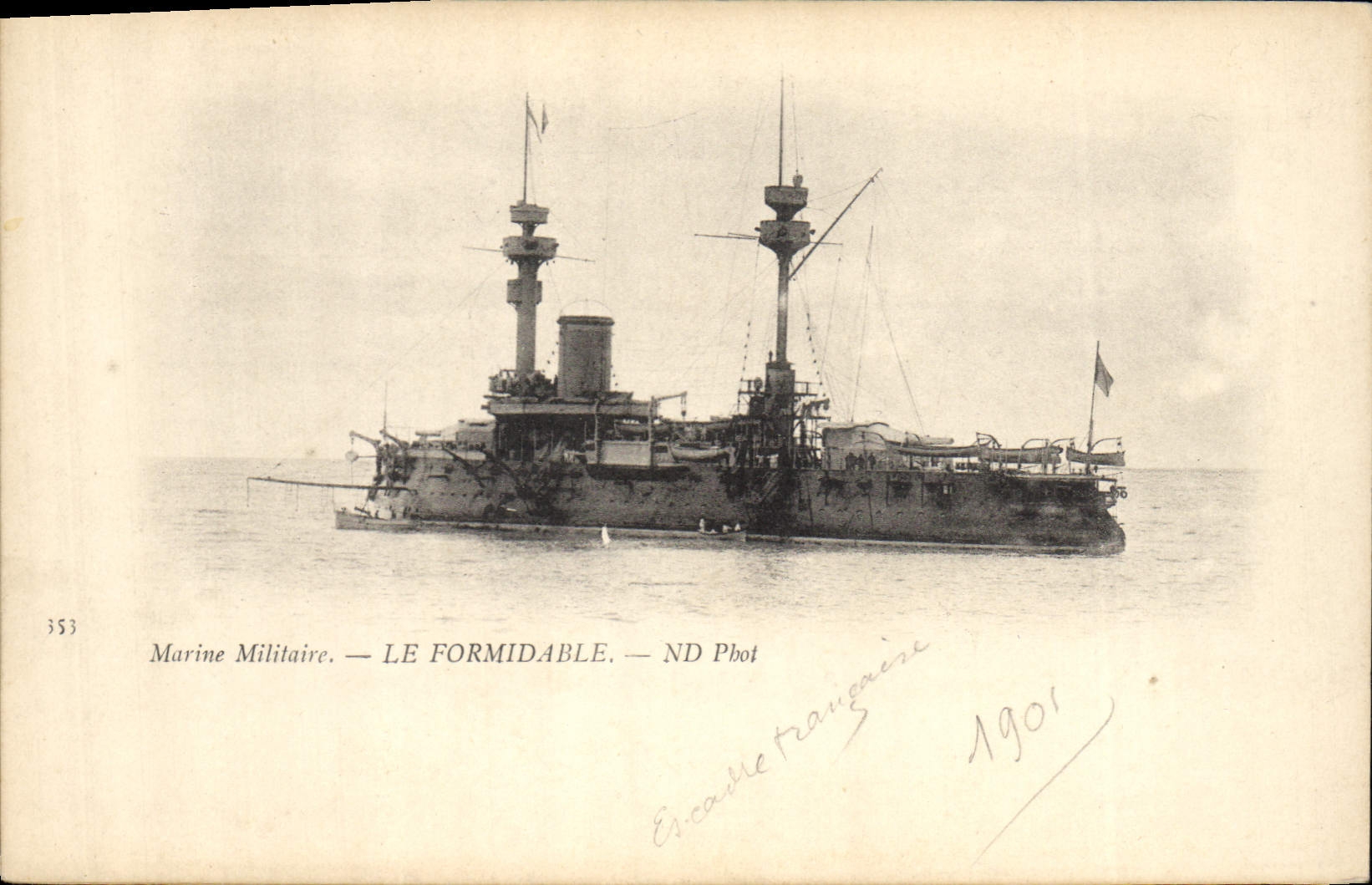 CPA Bateau de Guerre Le Formidable