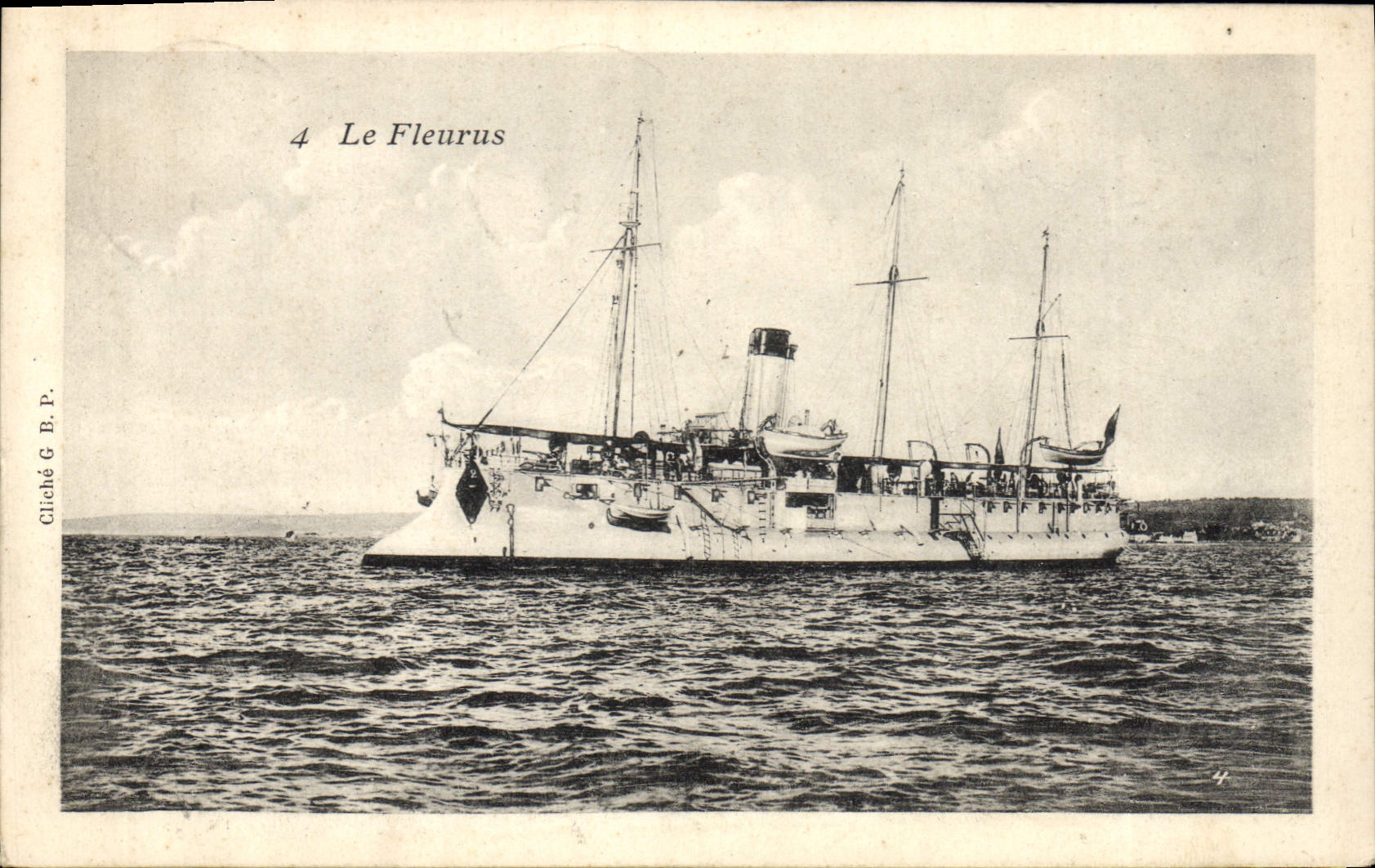 CPA Bateau de Guerre Le Fleurus
