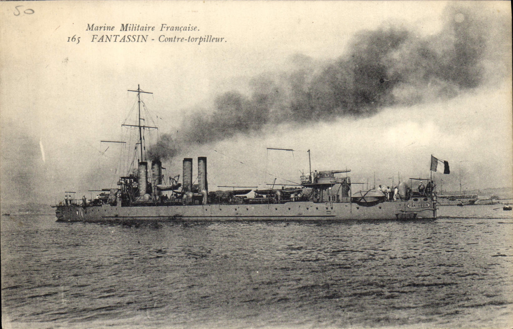 CPA Bateau de Guerre Fantassin Contre torpilleur