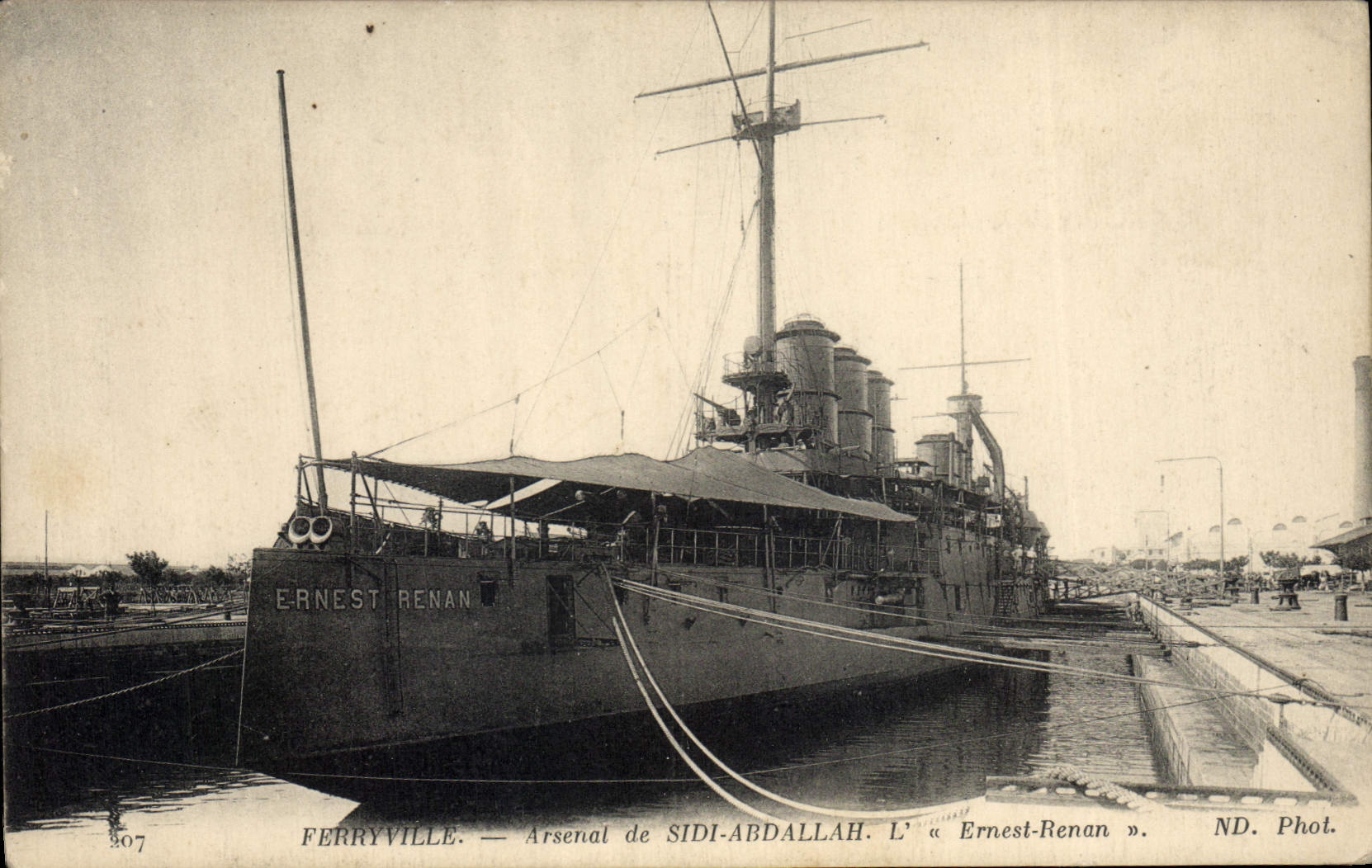 CPA Bateau de Guerre Ferryville Arsenal de Sidi Abdallah L'Ernest Renan