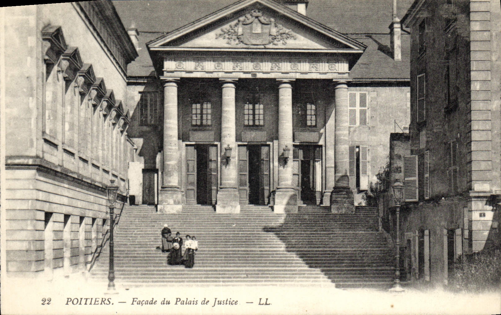 CPA Palais de Justice Poitiers