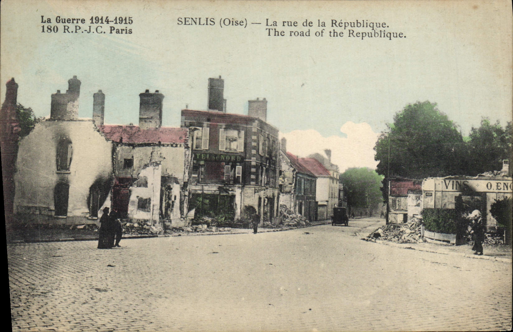CPA Militaria Senlis La rue de la Republique