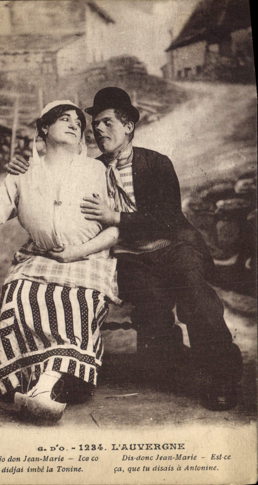 CPA Folklore Auvergne 