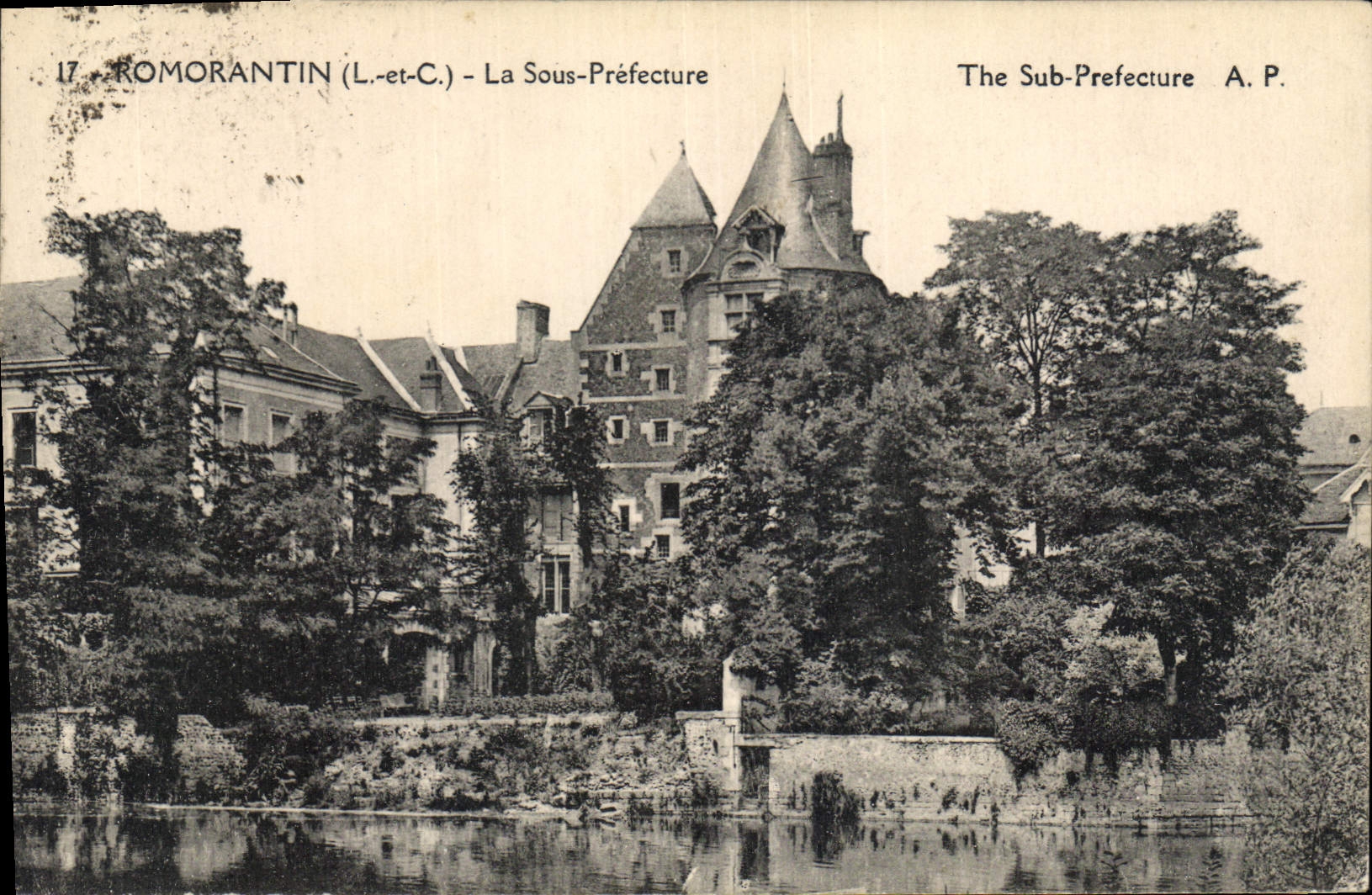 CPA Romorantin La Sous Prefecture 