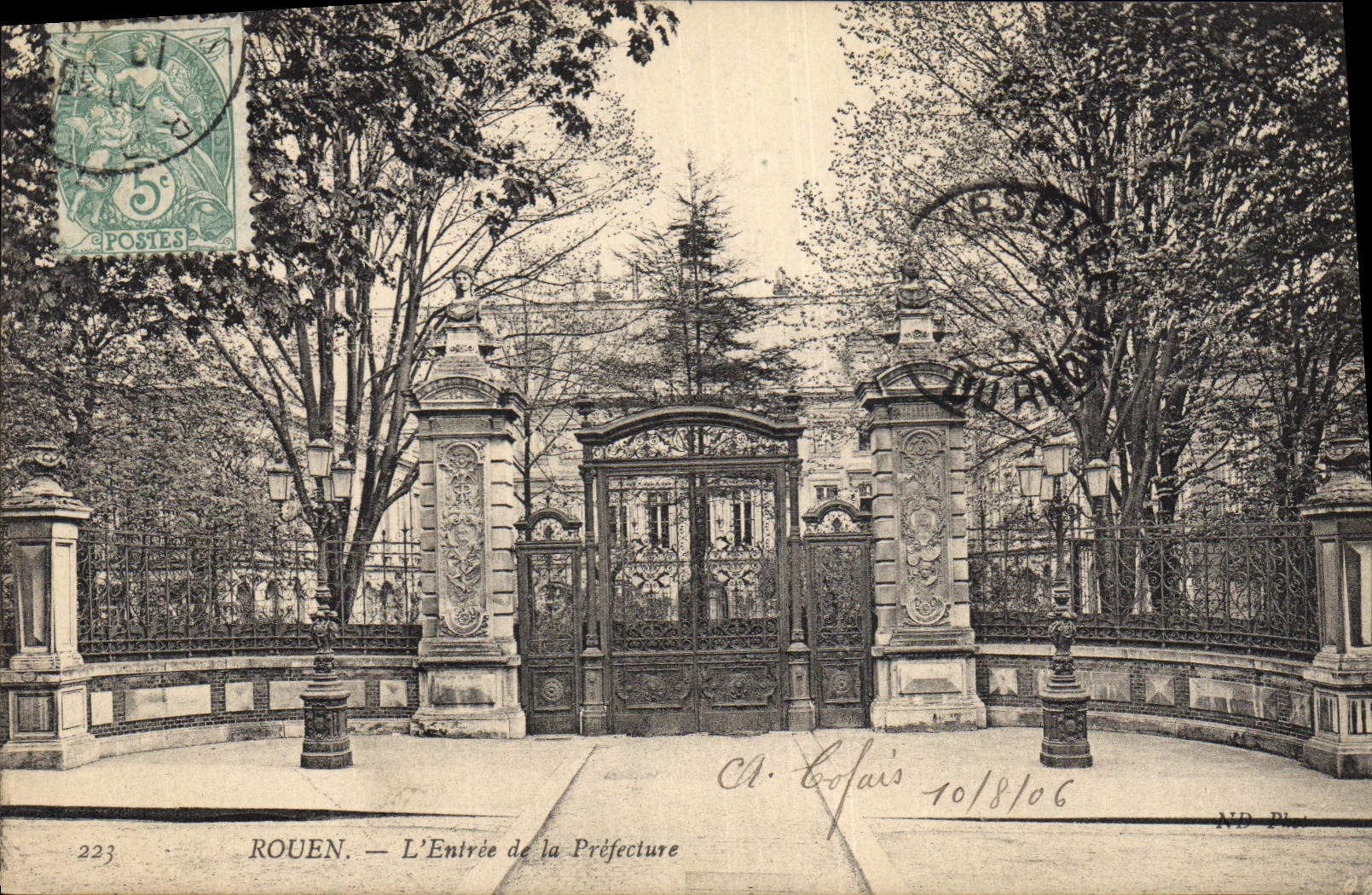CPA Rouen L'entree de la Prefecture 
