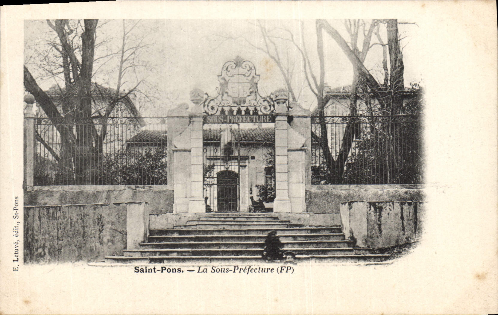 CPA Saint Pons Sous Prefecture 